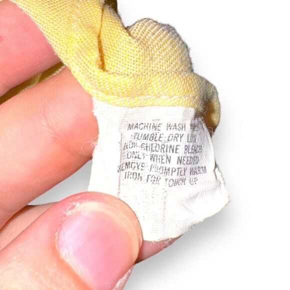 L.L. Bean Yellow Made in USA Oxford Button Down Shirt M - Picture 7 of 8